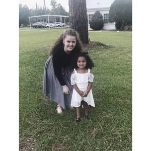 Meet your Posher, Briana